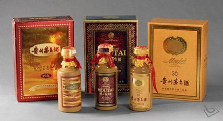 懷柔89年飛天茅臺(tái)酒回收 回收軒尼詩HP 回收電話？