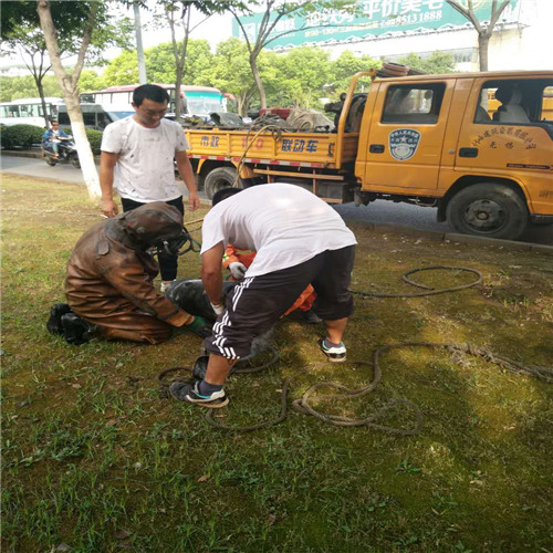 上海靜安區(qū)大寧路街道雨污管道疏通24小時(shí)服務(wù)